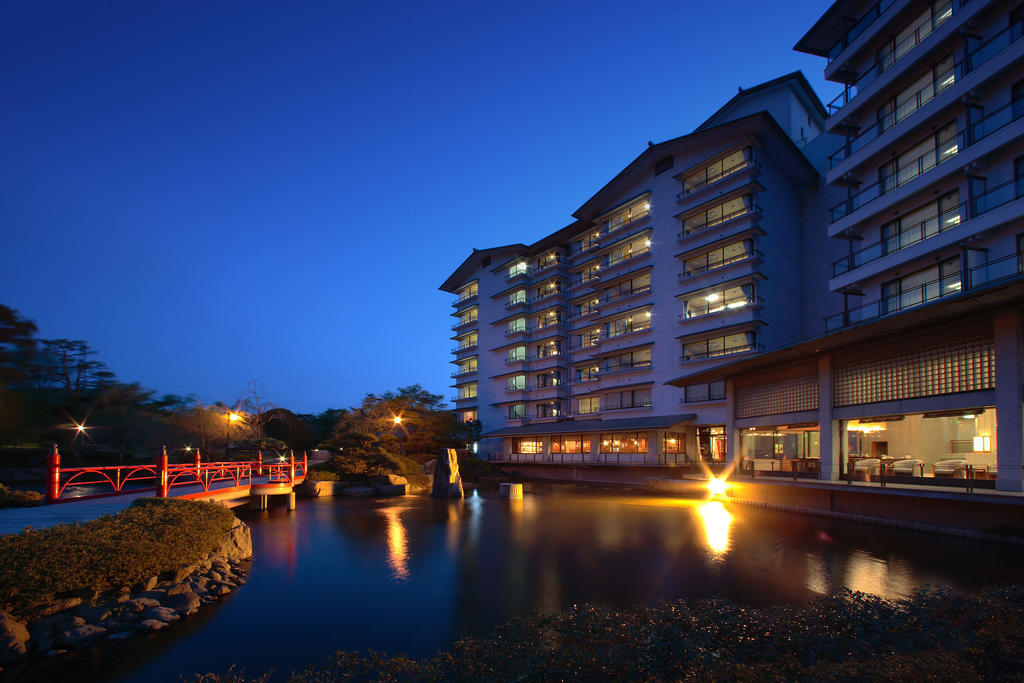 Sendai Akiku Weni Bonfire No Tang Hotel Exterior foto