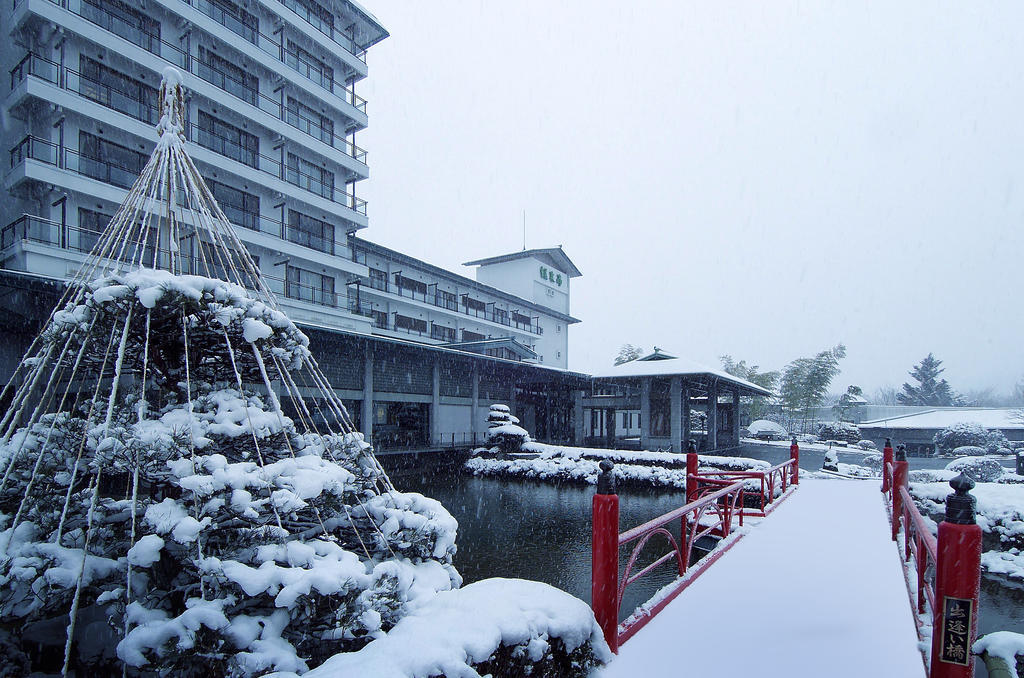 Sendai Akiku Weni Bonfire No Tang Hotel Exterior foto